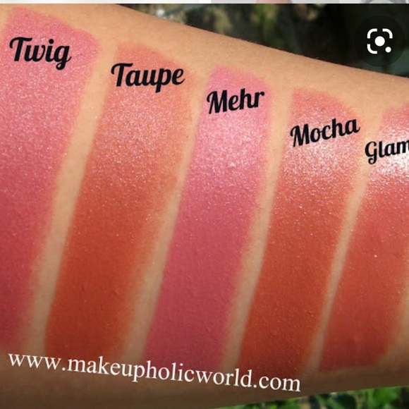 MAC LIPSTICK - Picture 5 of 8